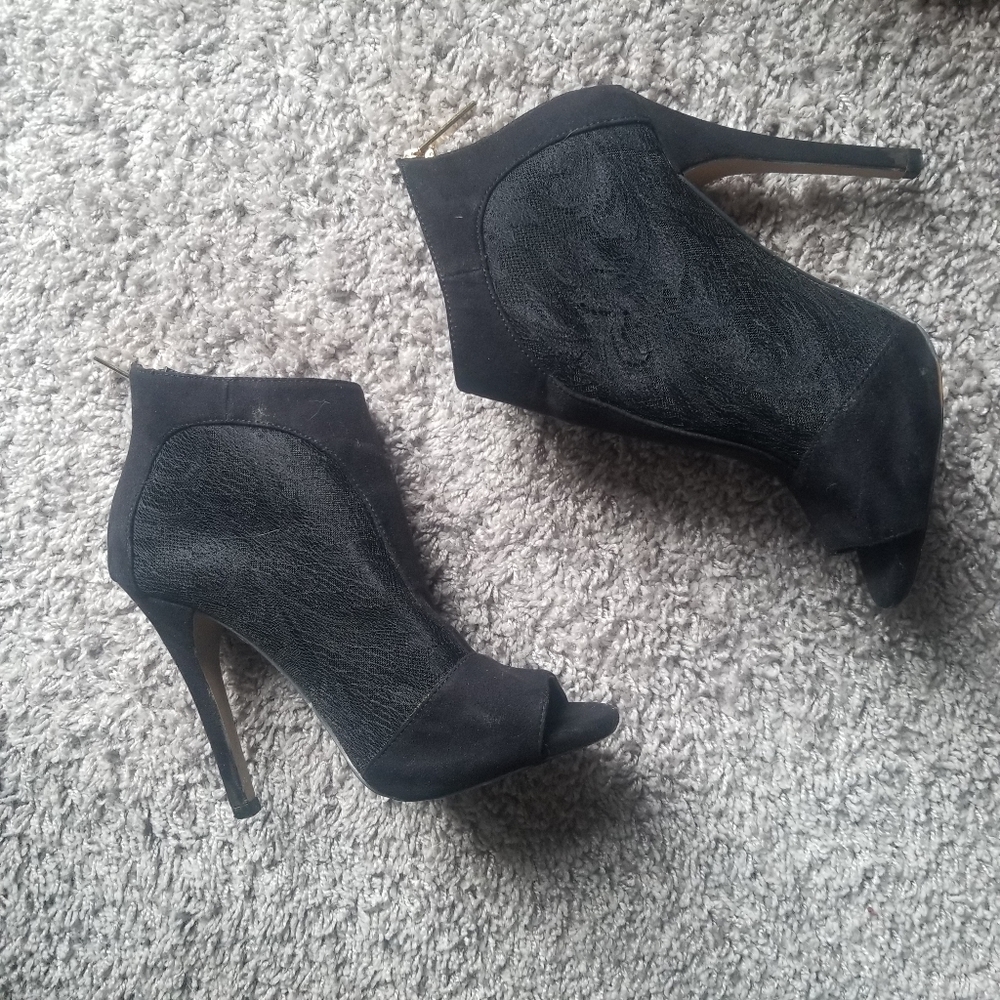 ALDO black see through lace peep toe heels Women’s Size 6